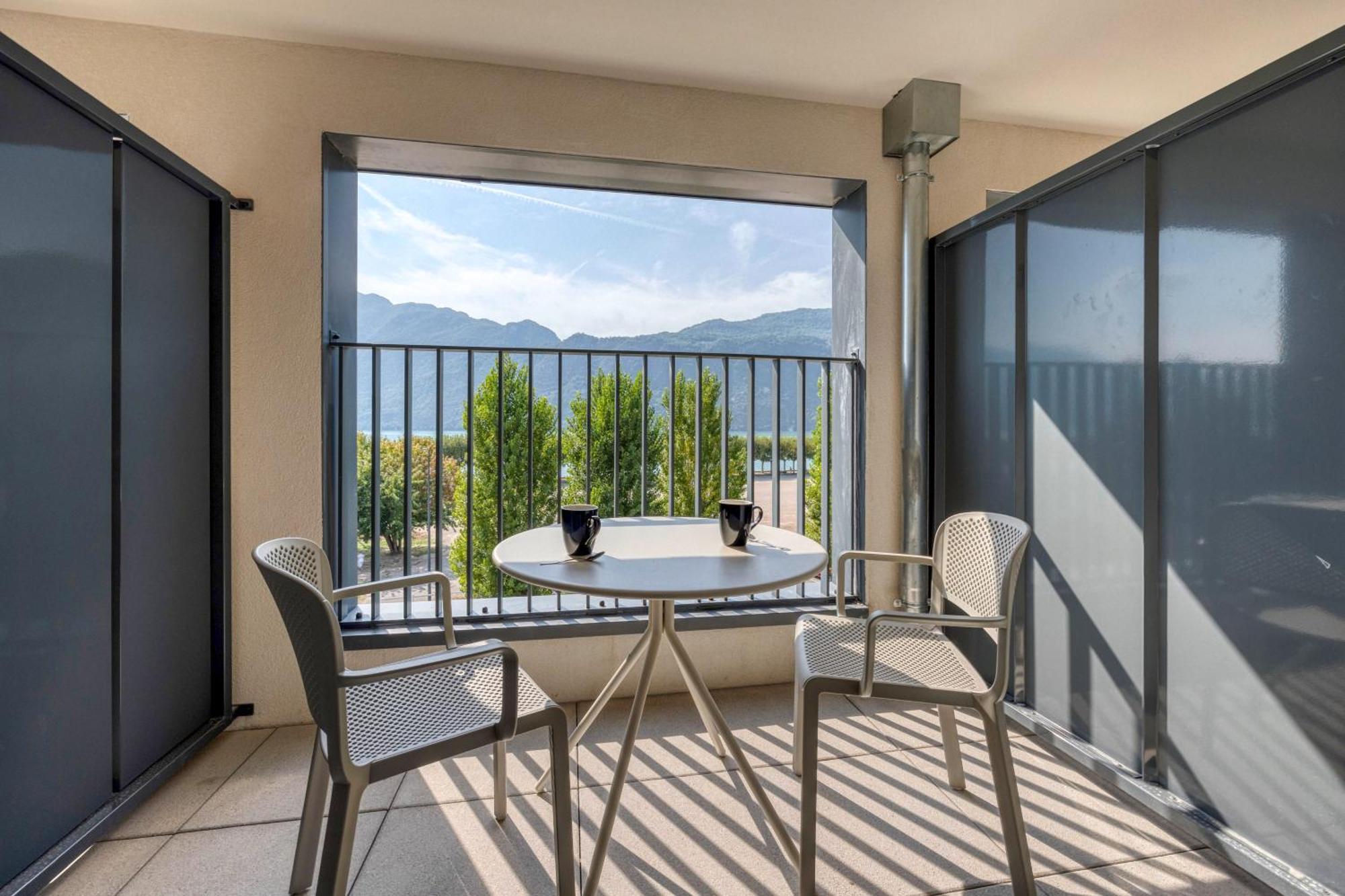 Kosy Appart'Hotels - Residence Du Lac Aix-les-Bains Exteriör bild